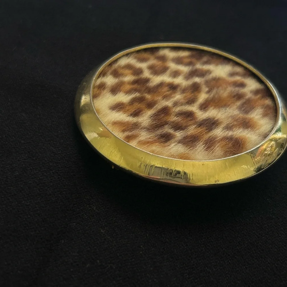 Vintage Gold Tone Genuine Hair-on-Hide Leopard Print Statement Brooch - Picture 2 of 8